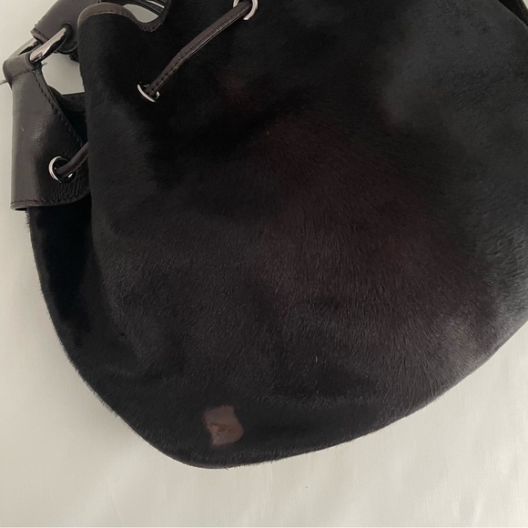 Tod’s Genuine Leather & Animal Hair Drawstring Shoulder Bag Brown - Picture 7 of 16